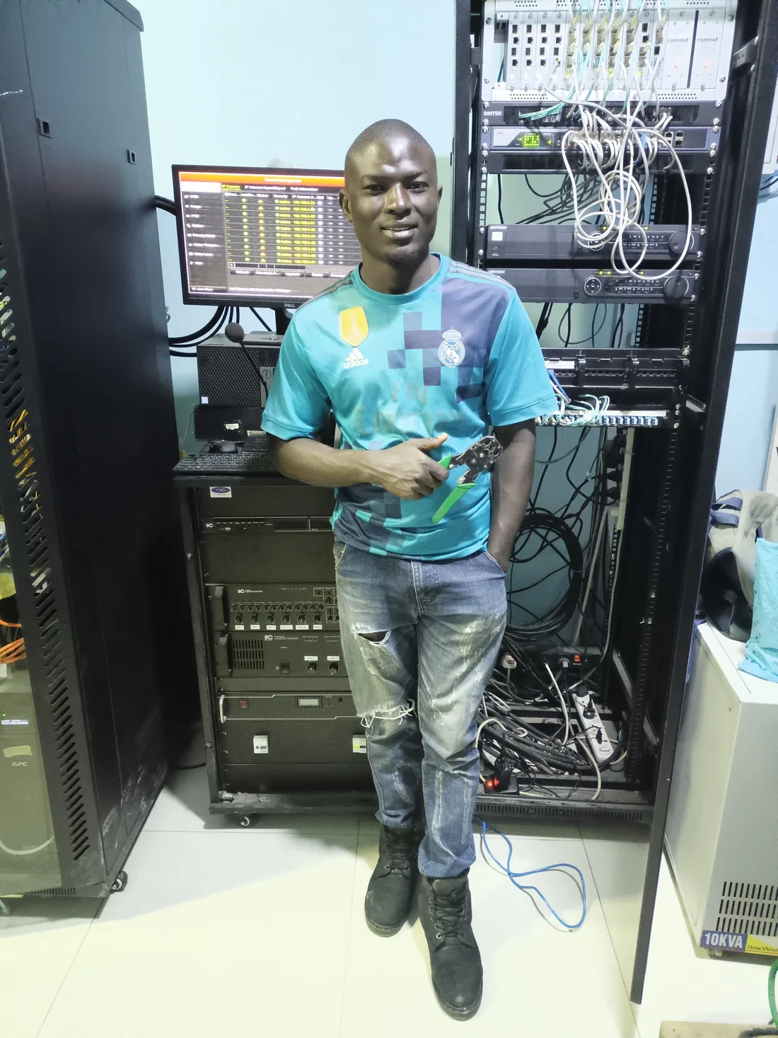 CATPLUG technician at work on an installation